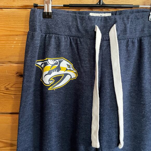 G-III 4her Women's Nashville Predators Jogger Sweatpants XS - Picture 5 of 6